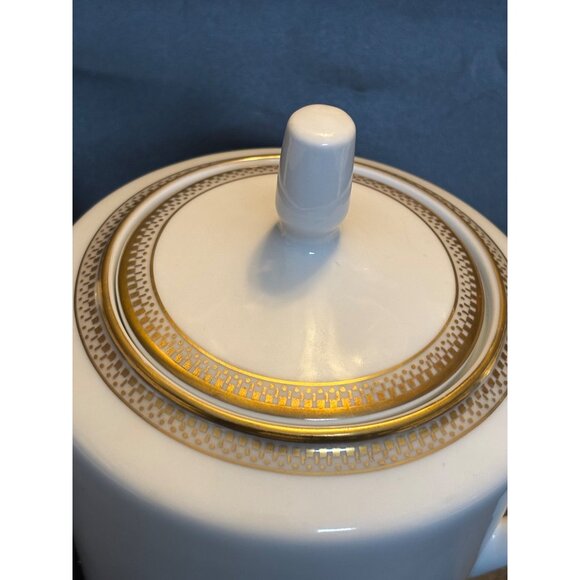 Vintage White and Gold Trim Kahla Porcelain Tea Pot / teapot 7.5x9 - Picture 12 of 16